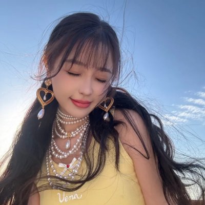 《英勇世家》封面
